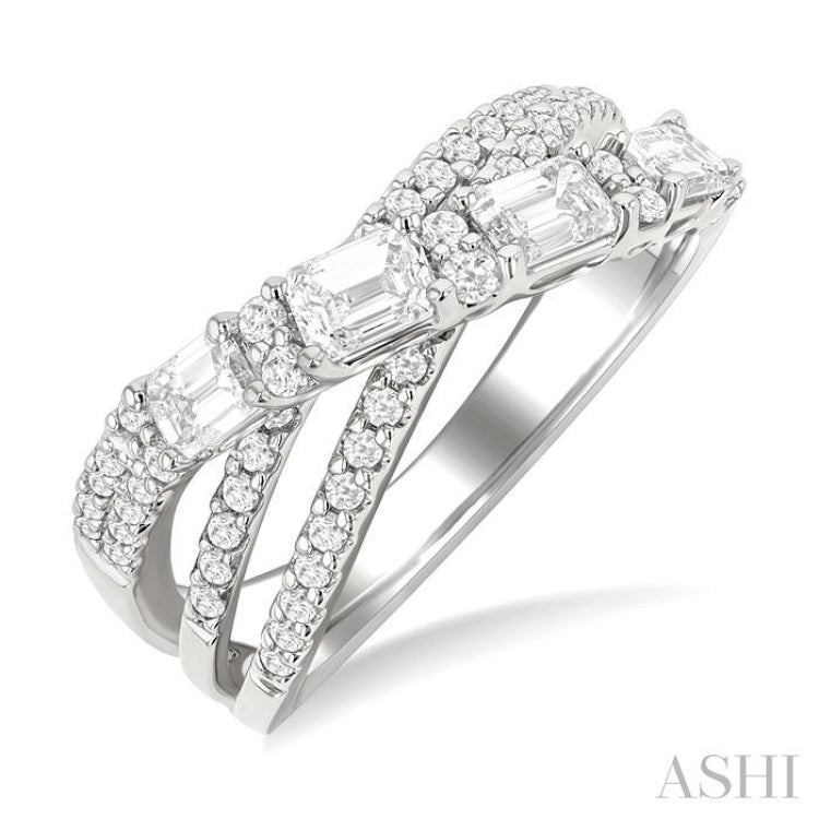 1 1/4 Ctw Emerald and Round Cut Diamond Split Crossover Fashion Ring in 14K White Gold