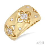 1/4 ctw Floral Motif Round Cut Diamond Fashion Wide Band in 14K Yellow Gold