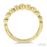 1/6 Ctw Round Diamond Wedding Band in 14K Yellow Gold