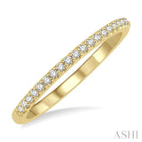 1/5 ctw Round Cut Diamond Wedding Band in 14K Yellow Gold