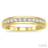 1/3 Ctw Channel Set 11 Stone Round Cut Diamond Wedding Band in 14K Yellow Gold