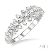 3/4 Ctw Graduated Round Cut Diamond Fashion Band in 14K White Gold